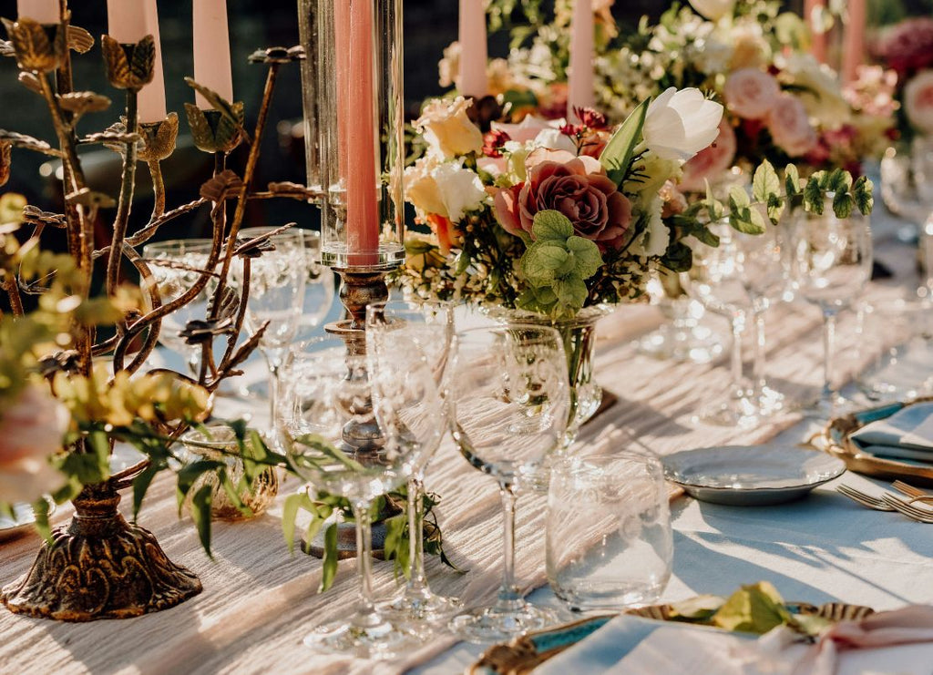 Most Popular White Wines for Weddings
