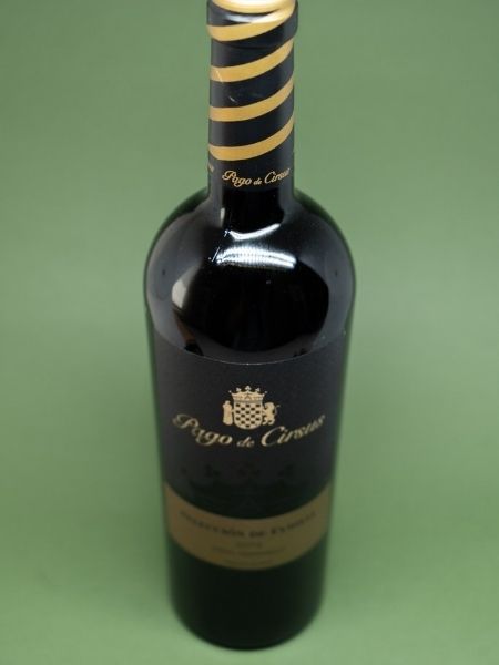 Side Bottle of Pago de Cirsus